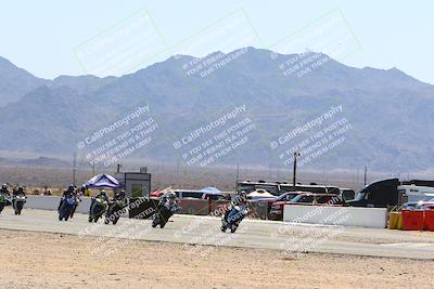 media/Apr-17-2022-CVMA (Sun) [[f474cfa795]]/Race 14 500 Supersport-350 Supersport (Holeshot)/